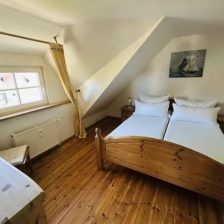 Fischerkate Og Apartment Prerow